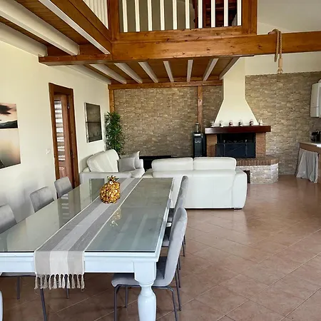 Acquabella Guest house